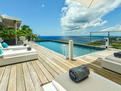 St. Barts Home 897987