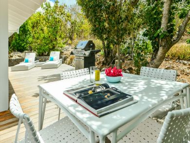 St. Barts Home 897987