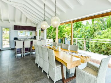 St. Barts Home 897987