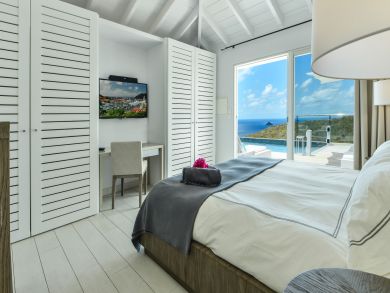 St. Barts Home 897987