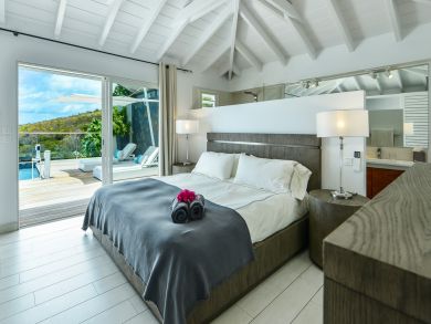 St. Barts Home 897987