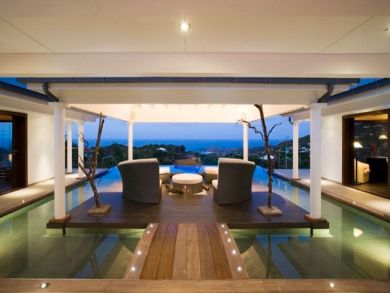 St. Barts Home 897988