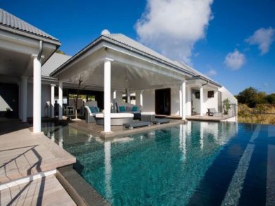 St. Barts Home 897988