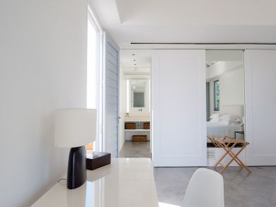 St. Barts Home 897989