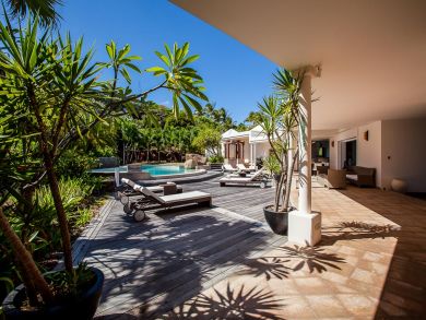 St. Barts Home 897992