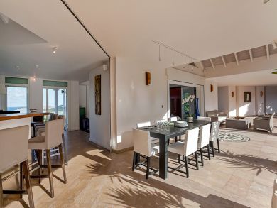 St. Barts Home 897992