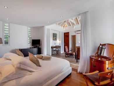 St. Barts Home 897992