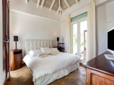 St. Barts Home 897992