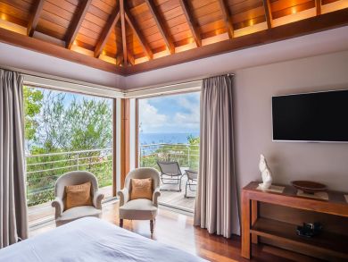 St. Barts Home 897993