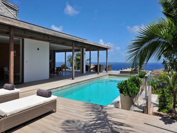 St. Barts Home 897996