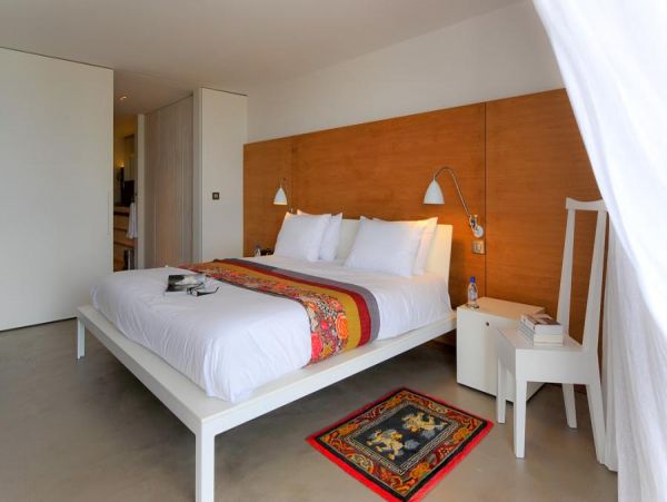 St. Barts Home 897996