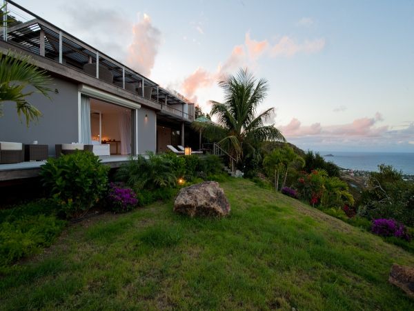 St. Barts Home 897996