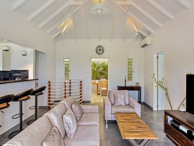 St. Barts Home 898000
