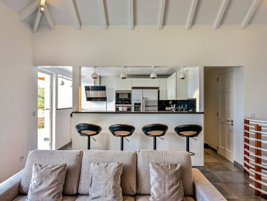 St. Barts Home 898000