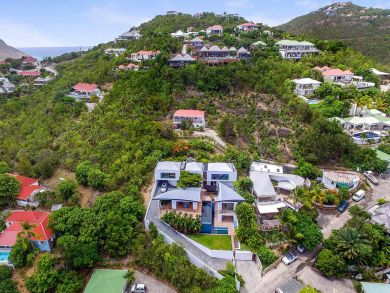 St. Barts Home 898002