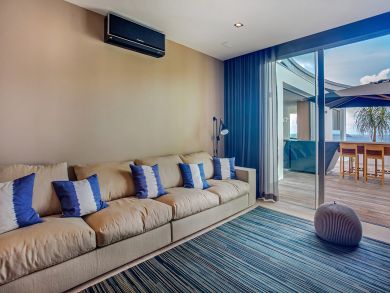 St. Barts Home 898002