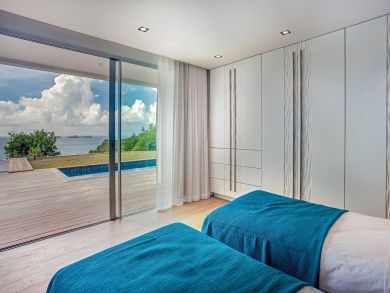 St. Barts Home 898002