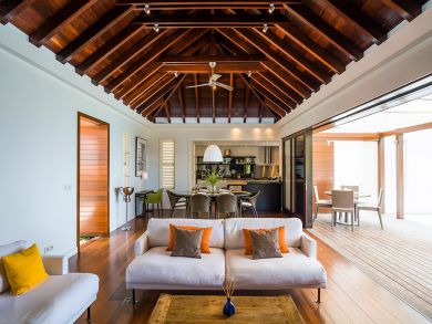 St. Barts Home 898003