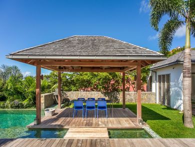St. Barts Home 898008