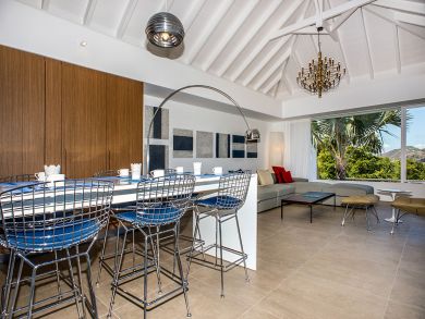 St. Barts Home 898008