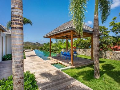 St. Barts Home 898008