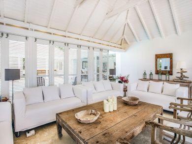 St. Barts Home 898009