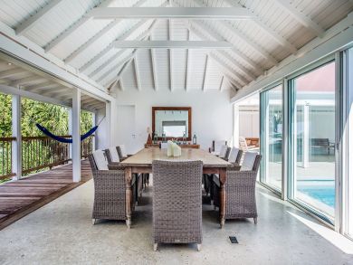 St. Barts Home 898009