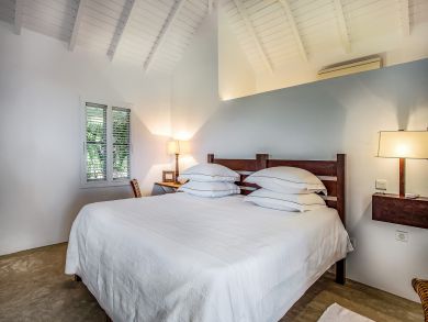 St. Barts Home 898009