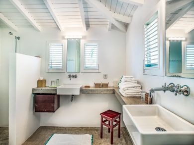 St. Barts Home 898009