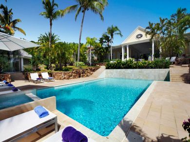 St. Barts Home 898010