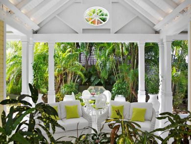 St. Barts Home 898010