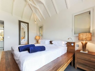St. Barts Home 898011