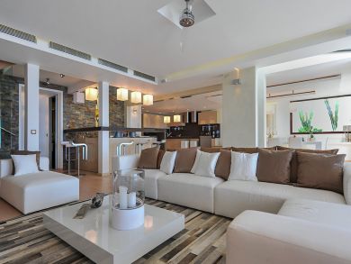 St. Barts Home 898012
