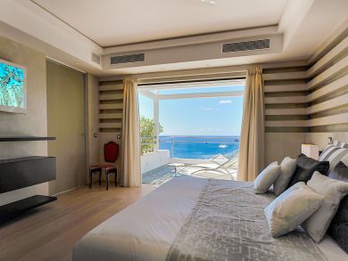 St. Barts Home 898012