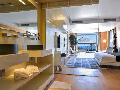 St. Barts Home 898012