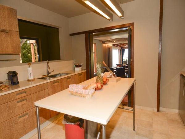 St. Barts Home 898013