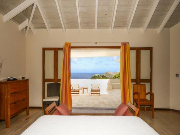 St. Barts Home 898013