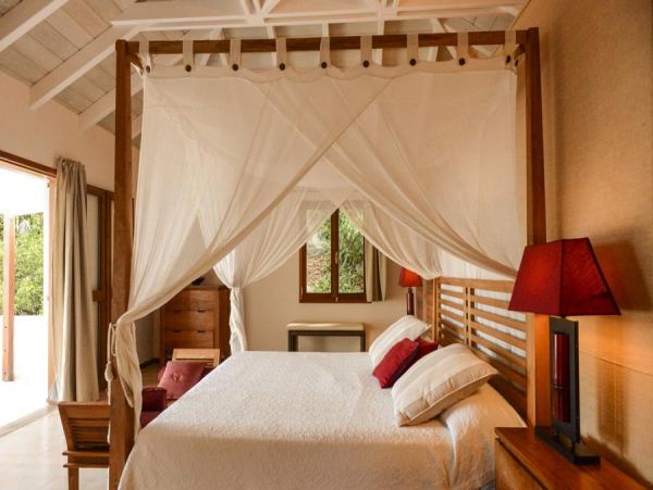 St. Barts Home 898013