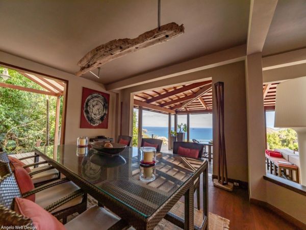 St. Barts Home 898013