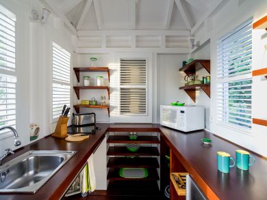 St. Barts Home 898014