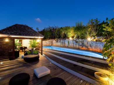 St. Barts Home 898014