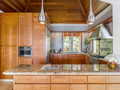 St. Barts Home 898019