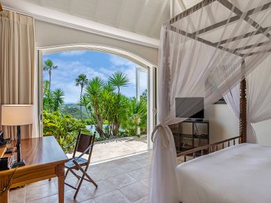 St. Barts Home 898019