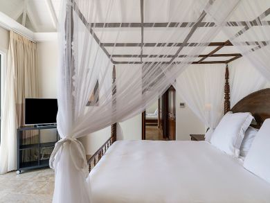 St. Barts Home 898019