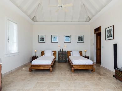 St. Barts Home 898019