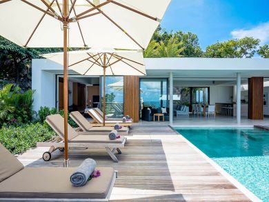 St. Barts Home 898020