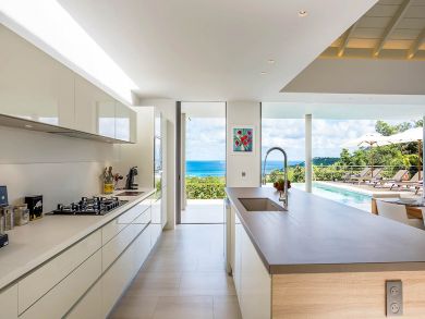 St. Barts Home 898020