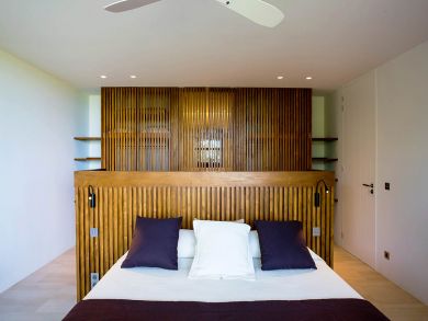 St. Barts Home 898020