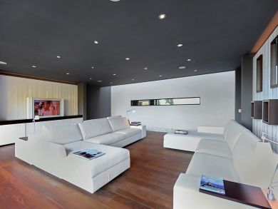 St. Barts Home 898021