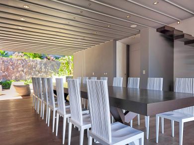 St. Barts Home 898021